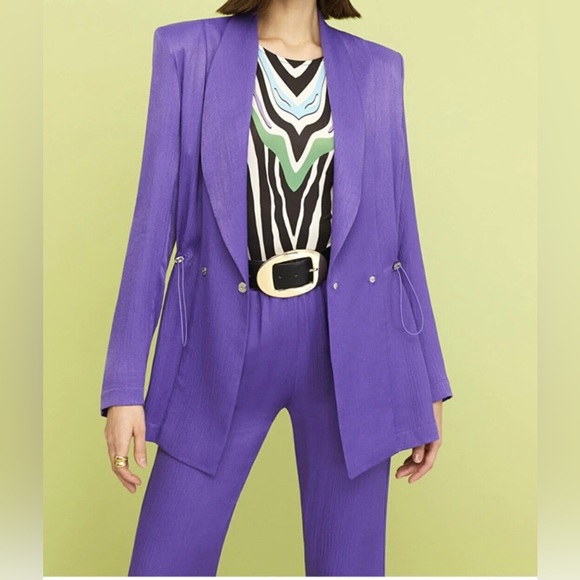 Flowy Double Breasted Blazer - Picture 6 of 6